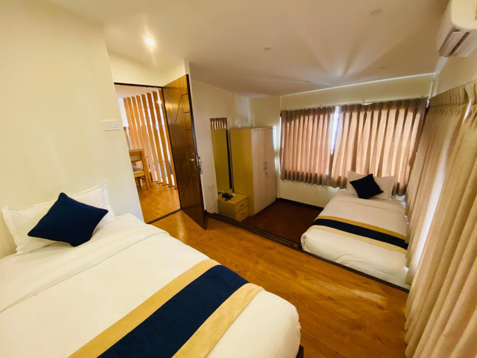 Kathmandu Business Hotel Exteriör bild