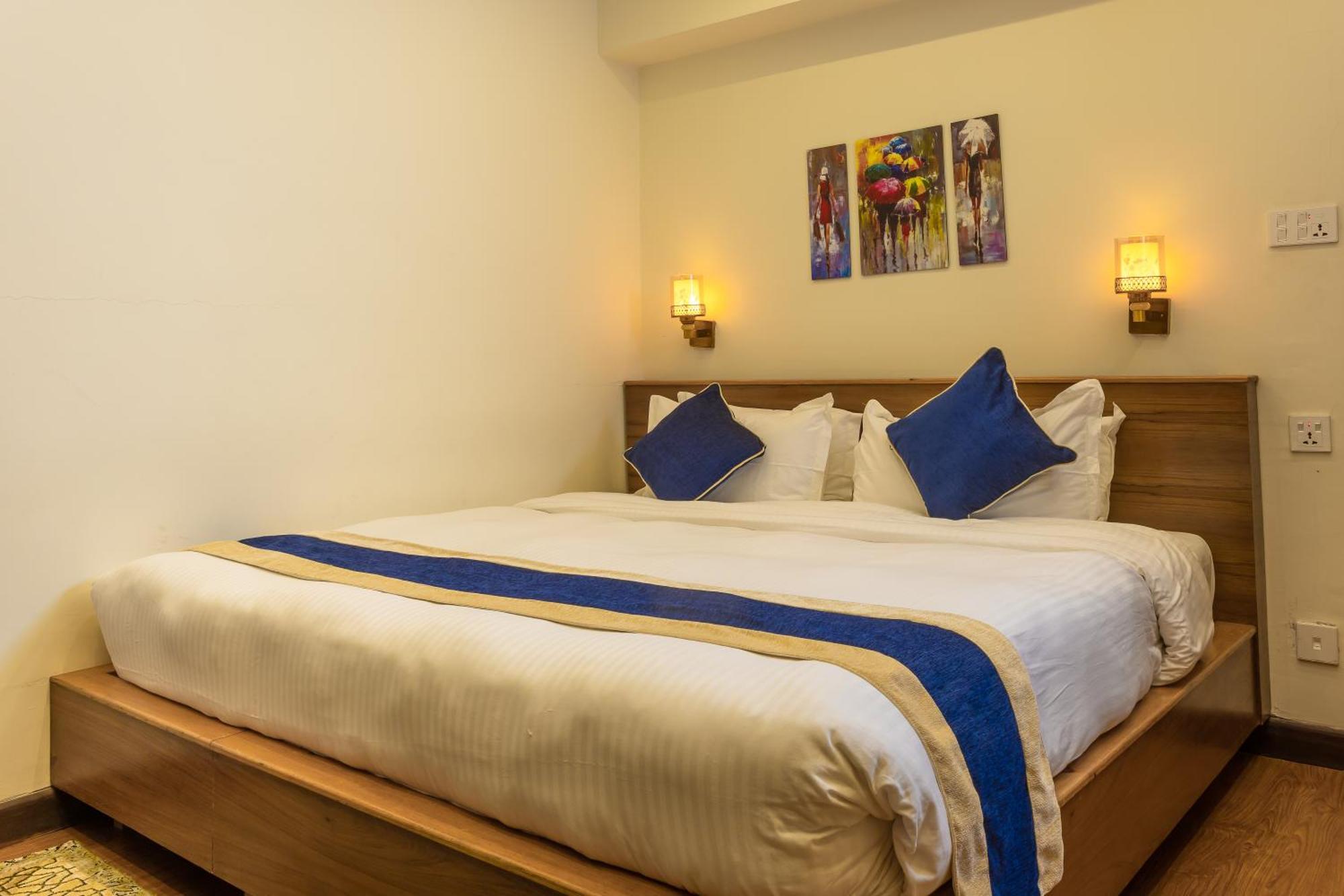 Kathmandu Business Hotel Exteriör bild